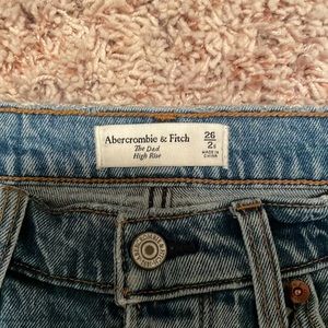 New Abercrombie The Dad Jeans